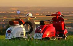 Sunset Vespa Tour in Tuscany